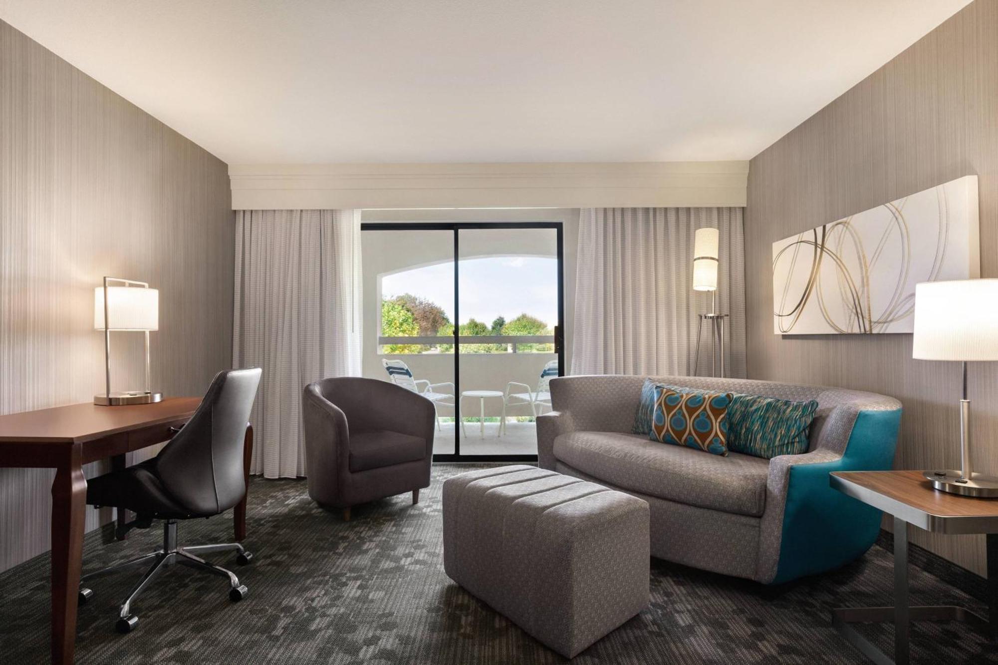 Hotel Courtyard By Marriott Salinas Monterey Zewnętrze zdjęcie