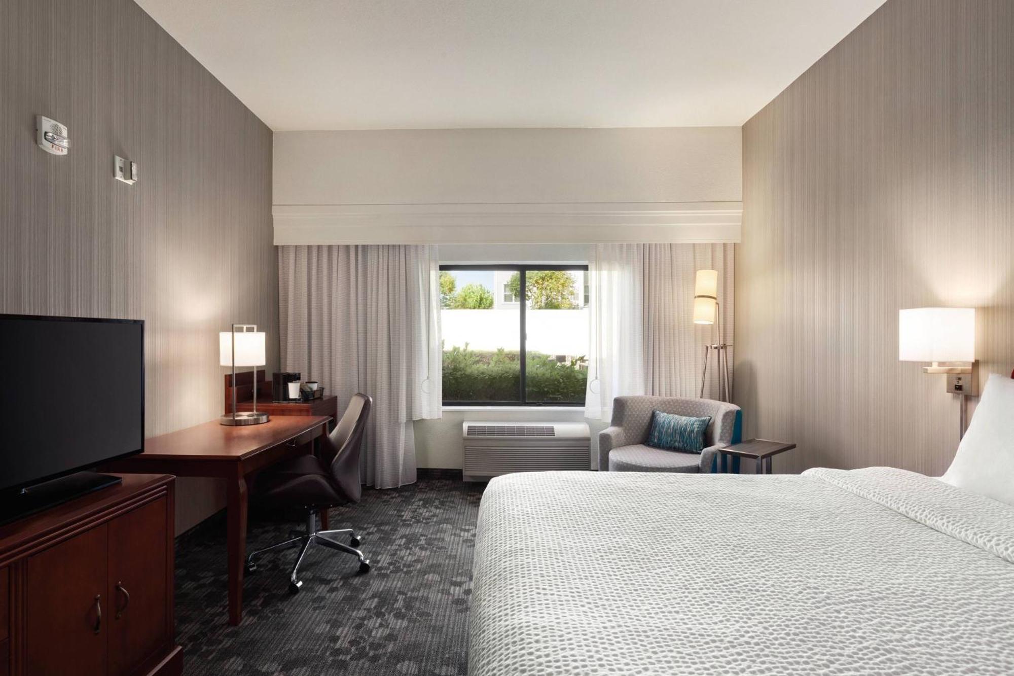 Hotel Courtyard By Marriott Salinas Monterey Zewnętrze zdjęcie